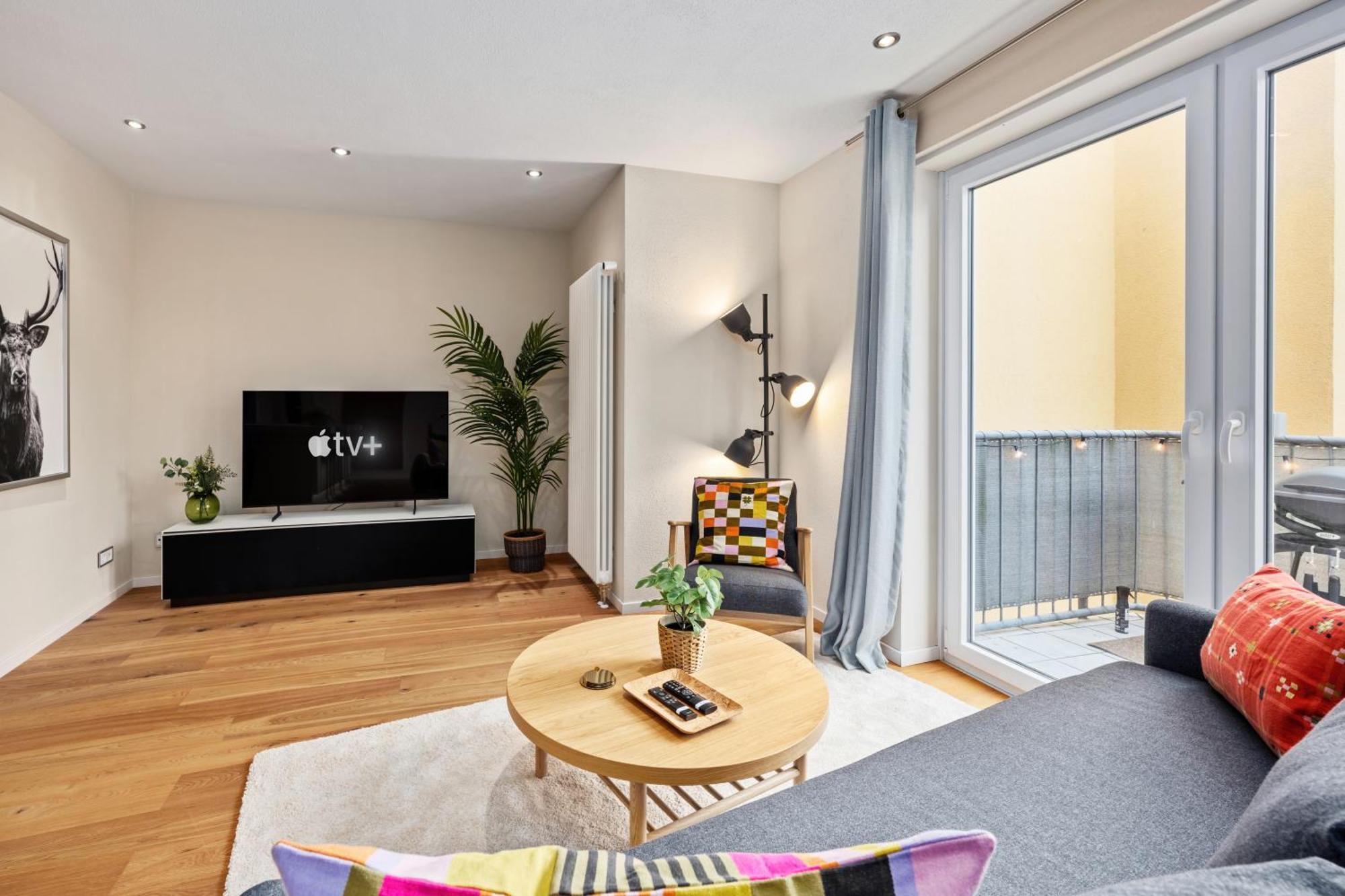 Edler Wohnraum Schwanenteich-Suite Mit Balkon, Kaffeevollautomat, Lift & Parkplatz 츠비카우 외부 사진